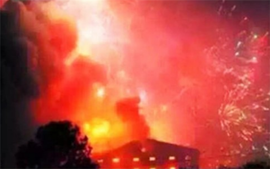 Lại nổ lớn ở nhà máy pháo hoa của Trung Quốc