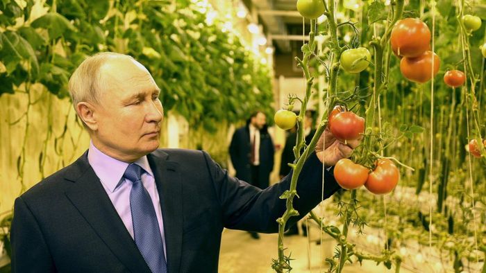 Tổng thống Vladimir Putin lần đầu thăm vùng cực đông Nga