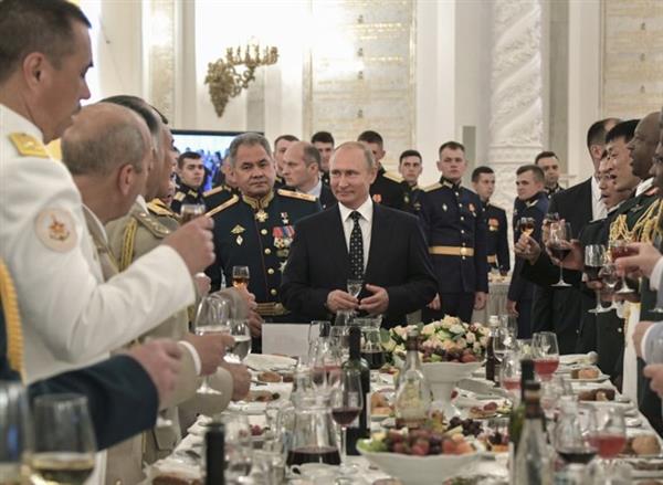 TT Putin: Vũ khí Nga đi trước các nước nhiều năm