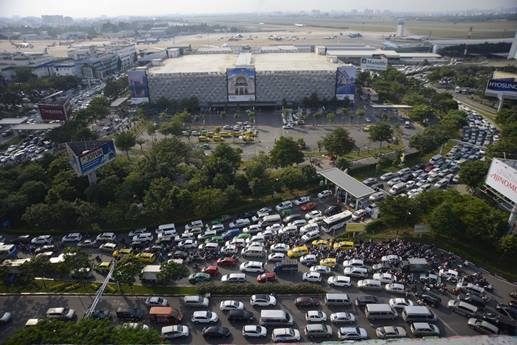 'Xây cáp treo vào sân bay rất táo bạo nhưng...không tưởng'