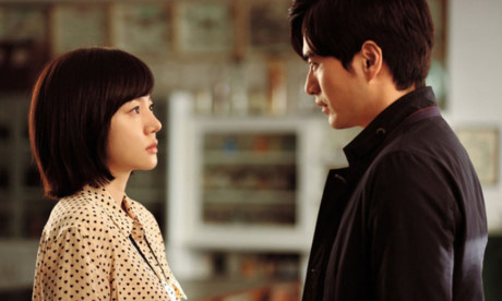 'Mai ra tòa rồi, anh có muốn ngủ với tôi lần cuối không?'