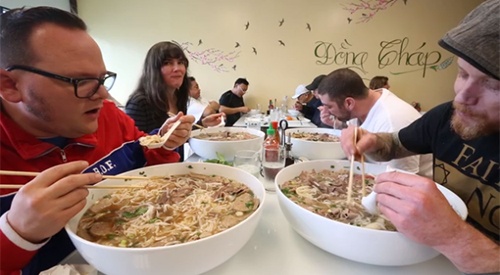 Phở “thống lĩnh” món ăn ưa thích dịp Oscar