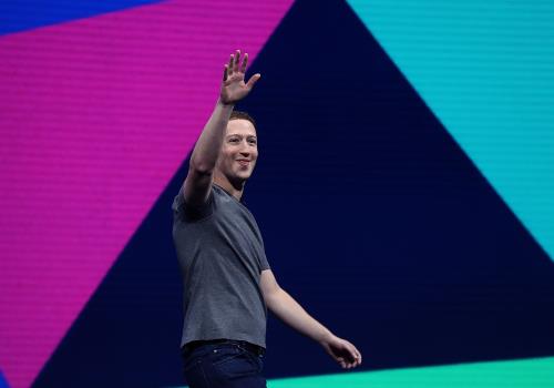 Facebook đạt gần 2 tỷ người sử dụng