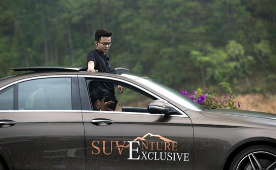 Ô tô tự lùi đổ về Việt Nam: Chị em lái xe vui mừng