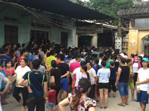 Bé trai chết trong chậu nước: Đau lòng lời khai người mẹ giết con