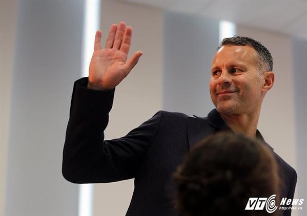 Ryan Giggs: 'Tôi sẽ giúp Việt Nam dự World Cup 2030'