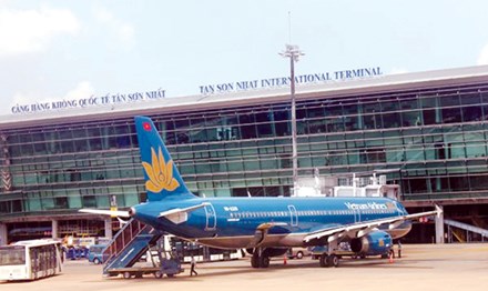 Bí thư Thành ủy TPHCM: Nếu cần sẽ lấy đất sân golf mở rộng sân bay