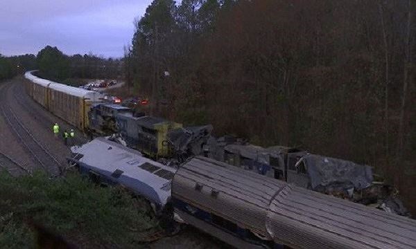 2 tàu hỏa đâm nhau ở Mỹ, 2 người thiệt mạng
