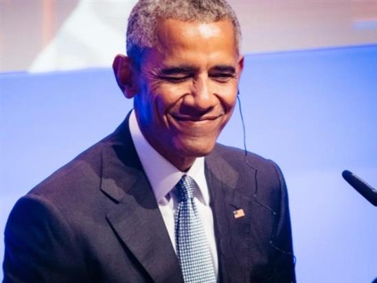 Nhầm lẫn tai hại: Dùng chữ ký ông Obama thay ông Trump