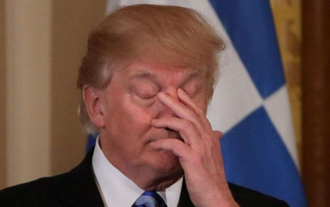 Lệnh trừng phạt Nga làm lộ điểm yếu của Tổng thống Trump