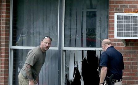 Nhà thờ Hồi giáo ở Mỹ bị ném bom khi đang chuẩn bị lễ cầu nguyện