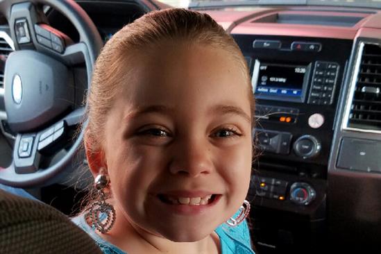 Con gái mắc bệnh lạ nhưng không ai tin lời người mẹ này, cho đến 2 năm sau, họ mới phát hiện ra sự thật