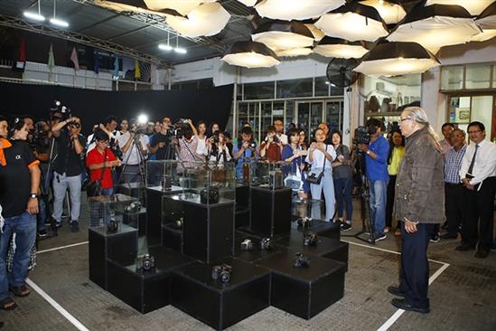 Hạn chế trẻ dưới 16 tuổi đến xem triển lãm ảnh nude đầu tiên của Việt Nam