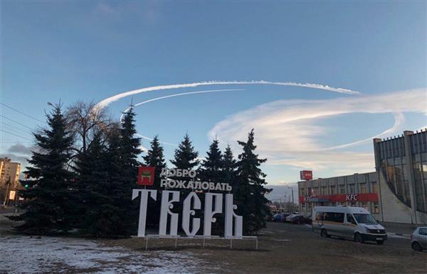 Xôn xao vầng hào quang bí ẩn xuất hiện khi Tổng thống Putin tới vận động tranh cử