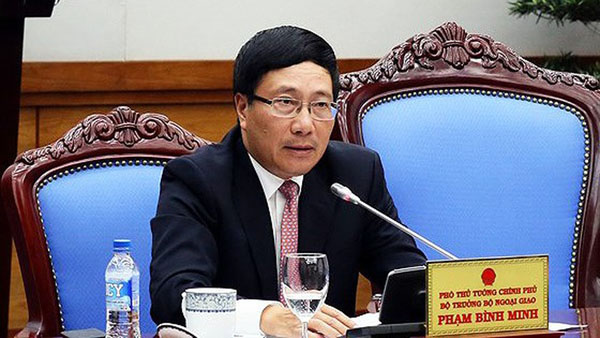 Phó Thủ tướng Phạm Bình Minh gửi lời chia buồn tới gia đình nạn nhân vụ 39 người chết ở Anh