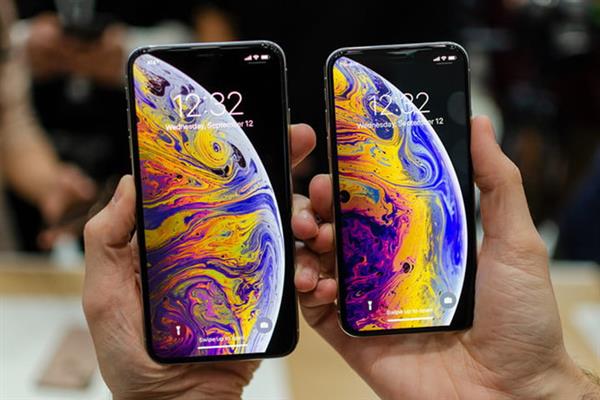 iPhone Xs Max 512 GB xách tay về Việt Nam có giá 43 triệu đồng
