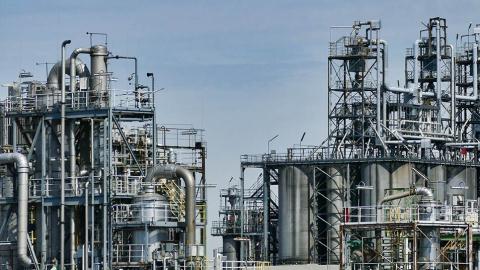 Doanh lợi từ dầu thô của Nga cao nhất mọi thời đại!