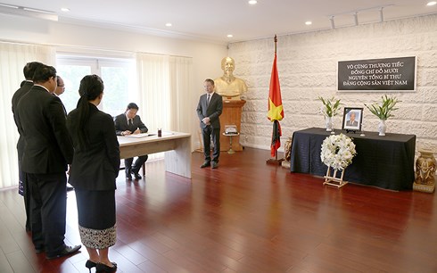 Lễ viếng và mở sổ tang nguyên Tổng Bí thư Đỗ Mười tại Australia