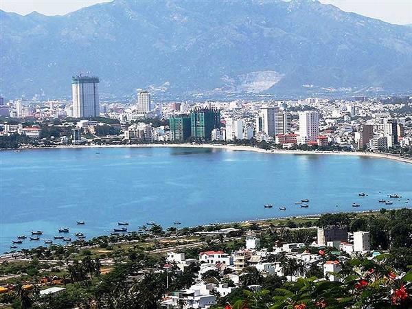 Nha Trang đề nghị tạm dừng xây khách sạn cao tầng