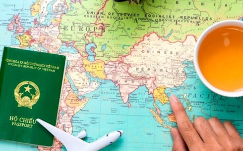 Người Việt xấu xí ở nước ngoài - Con mối nhỏ phá tan con đê khổng lồ