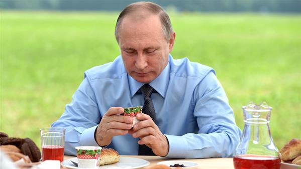 Hé lộ chế độ dinh dưỡng của TT Putin để giữ thân hình tráng kiện tuổi 65