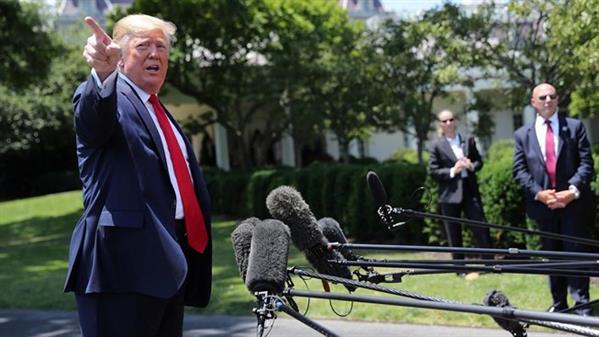 Ông Trump 'mắng' phóng viên CNN vì hỏi chuyện ông Putin