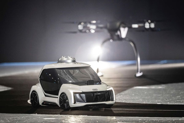 Xe bay Pop.Up Next concept của Audi lần đầu cất cánh