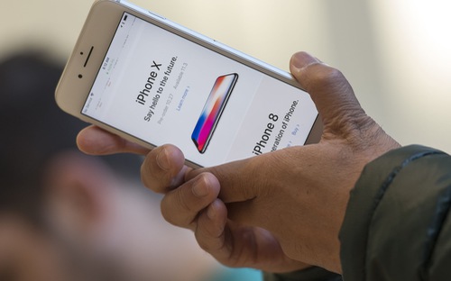 ''Nỗi thất vọng iPhone 8'' đe dọa chứng khoán Đài Loan