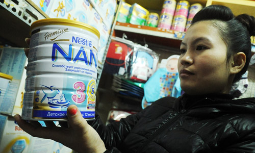 Dân Việt đổ xô nhập hàng giá rẻ từ Nga