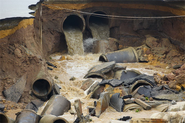 Đường trục phát triển phía Bắc Hà Đông nứt toác