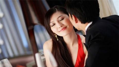Vợ đẹp, con khôn, cuộc sống viên mãn sao vẫn ngoại tình?