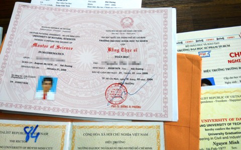 Bằng tiến sĩ giá 9 triệu rao bán khắp cả nước