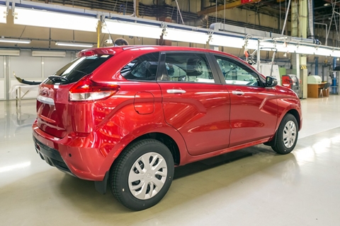 Ôtô Lada Nga đẹp như Mazda giá 200 triệu