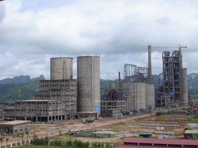 Nặng gánh tập đoàn nhà nước, Chính phủ nợ 21 tỷ USD