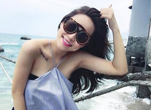 Hình ảnh gợi cảm không được lên sóng của MC Trúc Mai