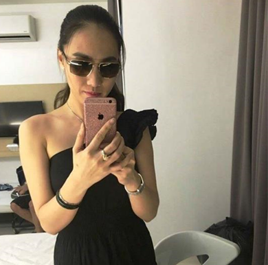 Chuyện về bà trùm xinh đẹp mỗi đêm không thể thiếu đàn ông