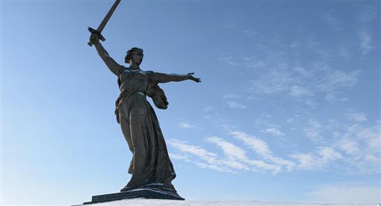 Dân Nga muốn đưa hình ảnh “Mẹ Tổ quốc kêu gọi” lên đồng tiền mới