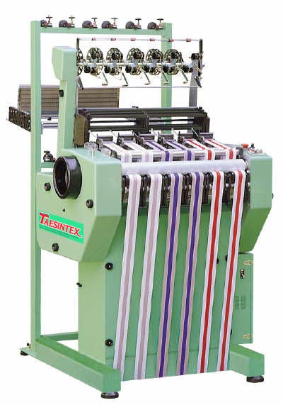 Máy dệt 3D thông minh in ra bất cứ bộ quần áo nào