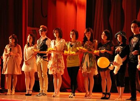 DU HỌC SINH THÀNH PHỐ TULA-LB NGA HÂM NÓNG MÙA ĐÔNG NƯỚC NGA