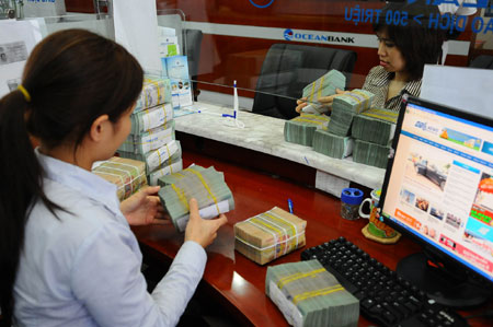 Vì sao tăng lãi suất huy động vàng?