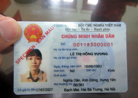 Hà Nội chính thức cấp chứng minh thư in tên cha mẹ