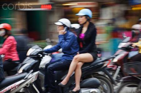 Những hình ảnh về Hà Nội 'quái lạ' trong mắt khách Tây