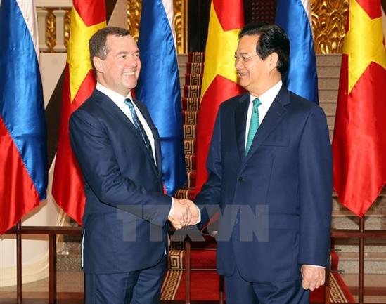 Thủ tướng Nguyễn Tấn Dũng gặp Thủ tướng Nga Dmitry Medvedev