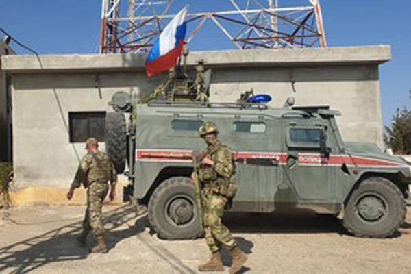 Nga nói gì về vụ việc quân cảnh suýt trúng đạn pháo tại Syria?