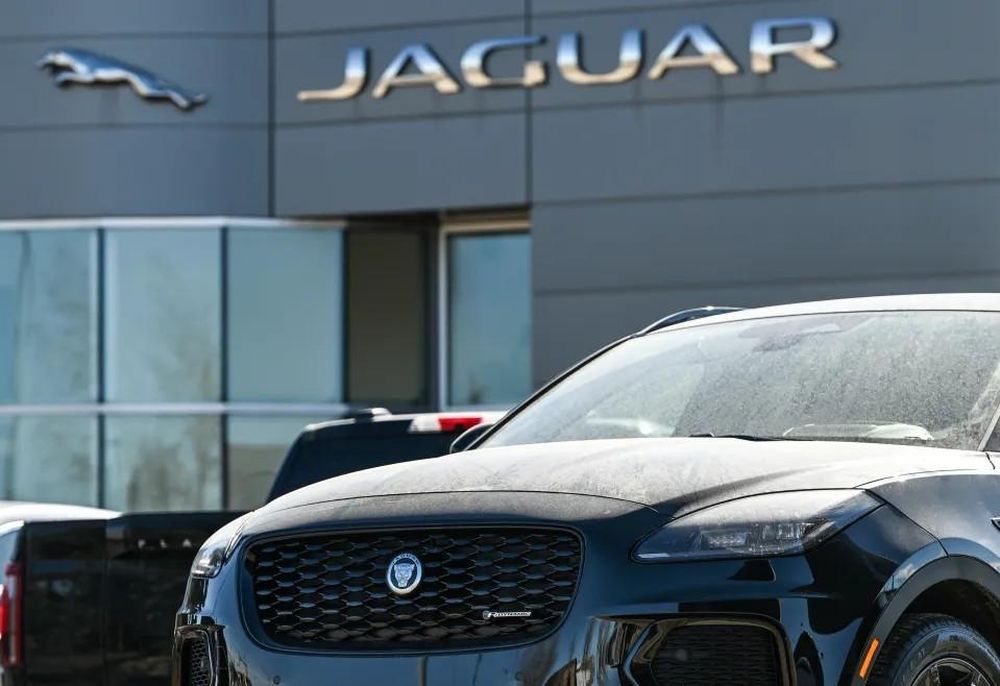 Xe sang Anh quốc gặp khó, Jaguar Land Rover dừng xuất khẩu sang Mỹ