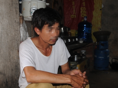 Nước mắt người cha có hai con nổ mìn cướp vàng