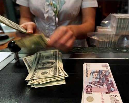 Nga: Tỷ giá USD lại lập kỷ lục mới trong bối cảnh giá dầu thế giới giảm