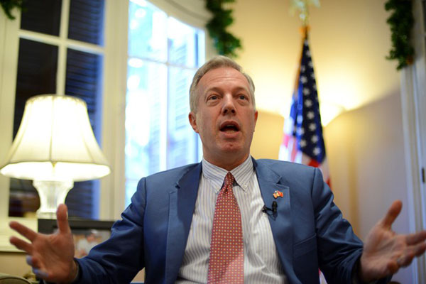 ĐS Ted Osius chỉ trích kế hoạch trục xuất người gốc Việt của Tổng thống Trump