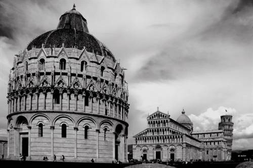 Chàng trai trổ tài nói 11 ngôn ngữ