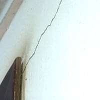 19 ngôi nhà rung chuyển, nứt toác vì nổ mìn